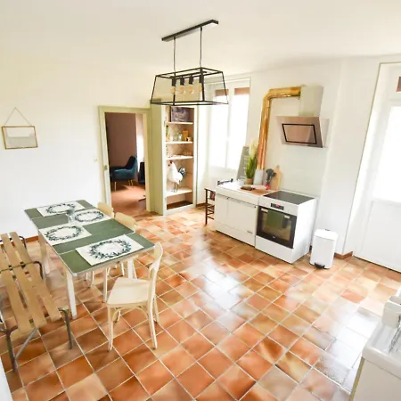 Celles-sur-ource, 3 Pieces, 6 Personnes - Fr-1-543-199 Casa vacanze Celles-Sur-Ource