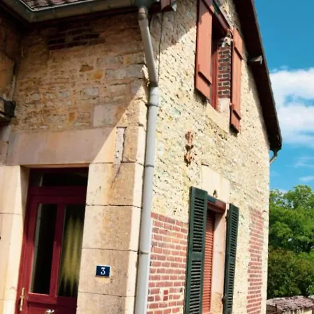 Celles-sur-ource, 3 Pieces, 6 Personnes - Fr-1-543-199 Casa vacanze *
