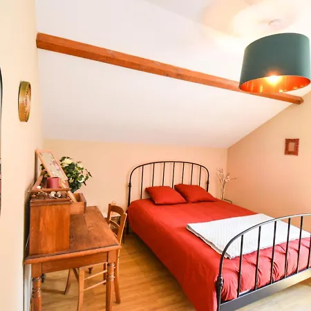 Celles-sur-ource, 3 Pieces, 6 Personnes - Fr-1-543-199 Casa vacanze Celles-Sur-Ource